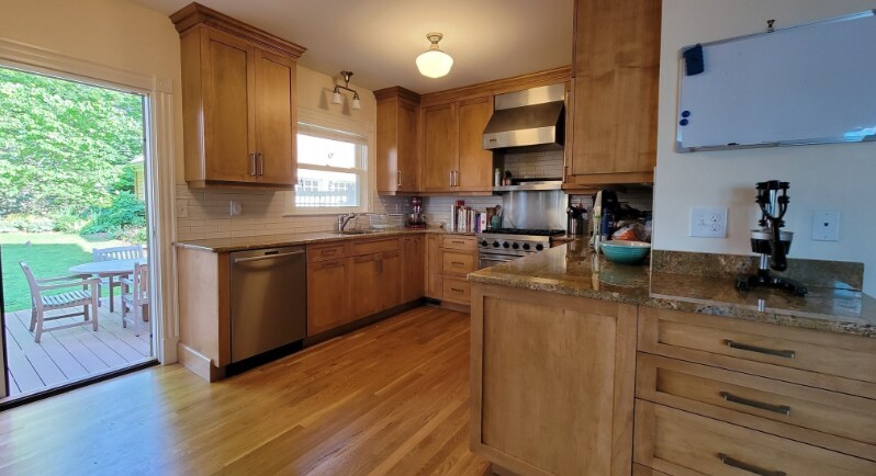 Building Photo - 52 Hillsdale Rd