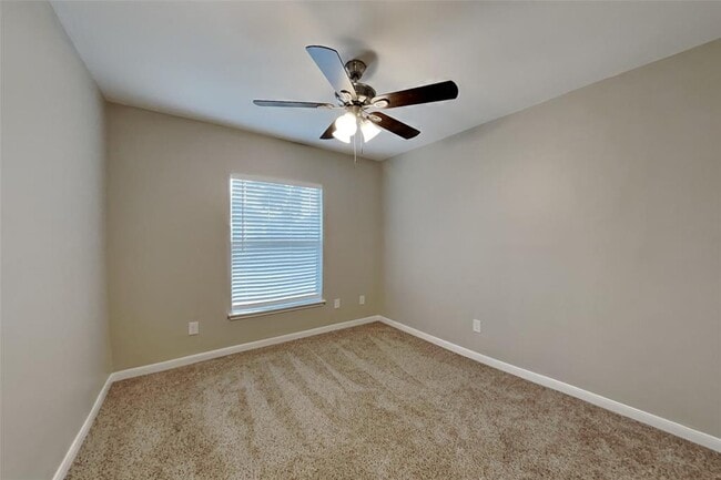 Building Photo - 9806 Arrowgrass Dr