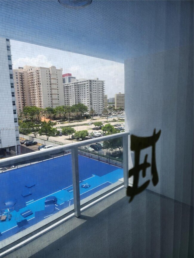 Building Photo - 1890 S Ocean Dr