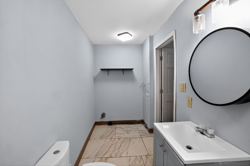 Building Photo - 475 N 24th St