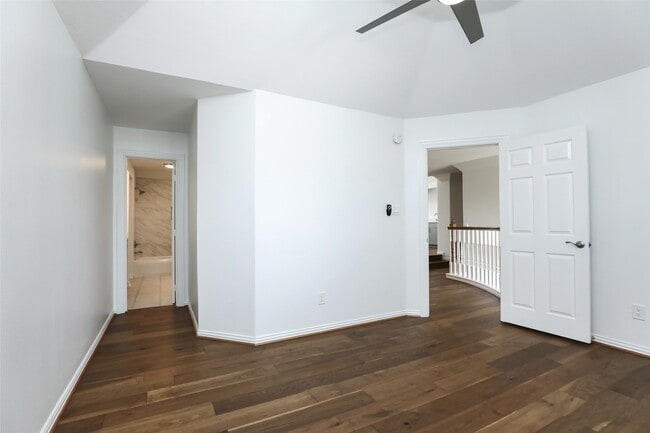 Building Photo - 1715 Cottage Landing Ln