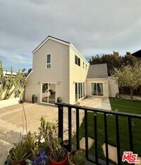 Building Photo - 6506 W 83rd St