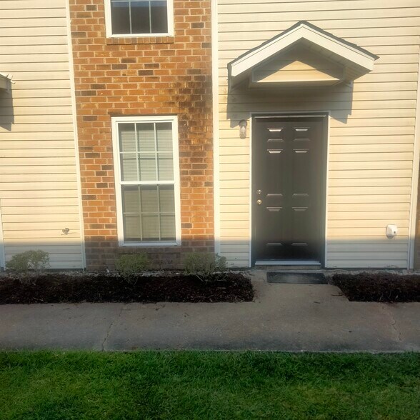 Building Photo - 1678 Brightside Dr
