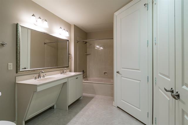 Building Photo - 5232 Colleyville Blvd