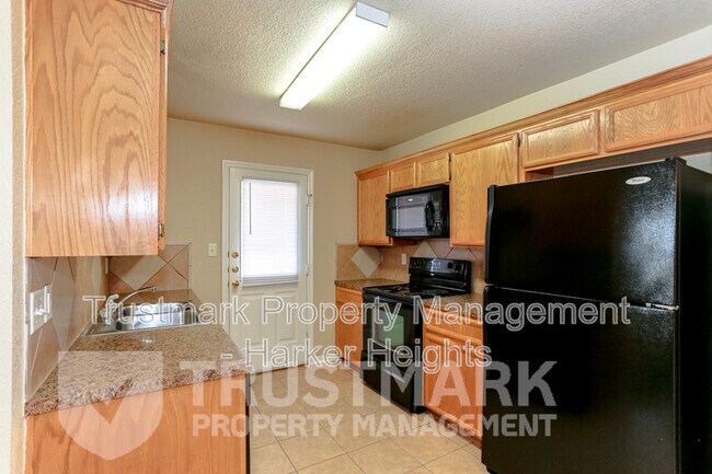 Building Photo - 4202 Elms Run Cir