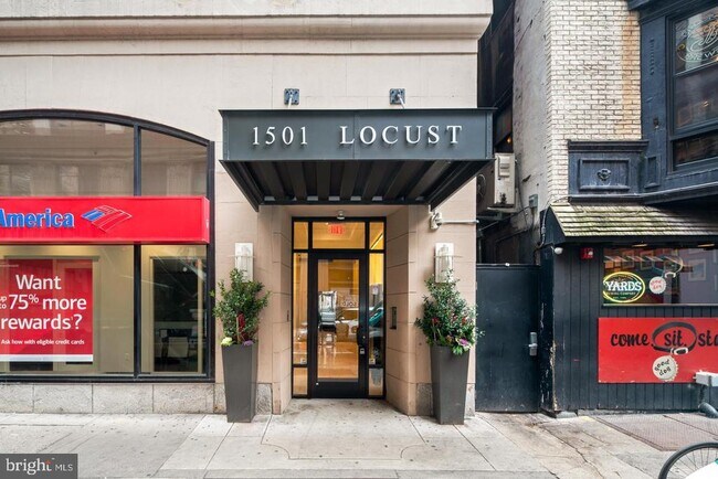 Building Photo - 1501 Locust St