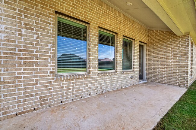 Building Photo - 2450 Rosemary Sage Dr