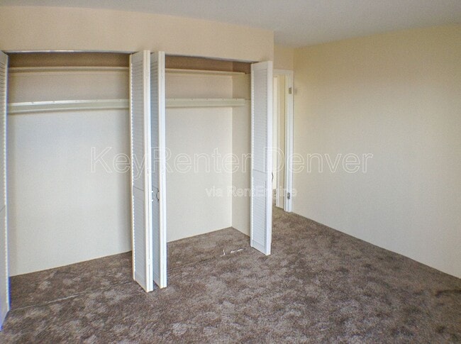 Building Photo - 480 S Marion St Pkwy