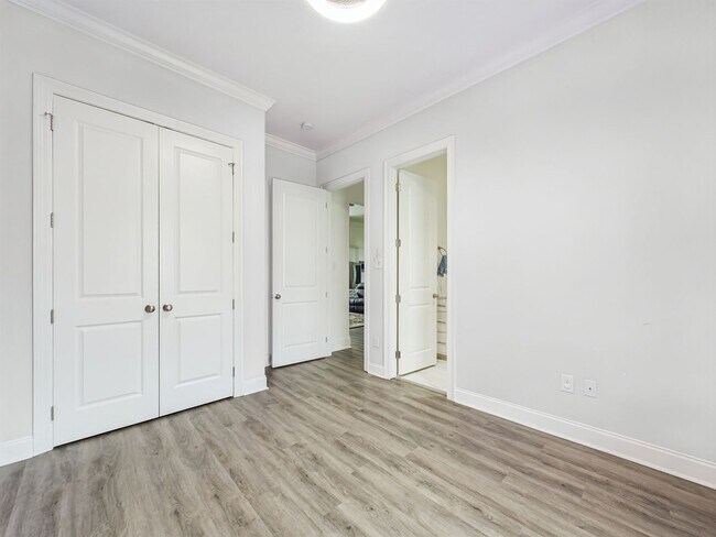 Building Photo - Luxurious 4 bedroom home available JANUARY 19th in Lafayette!