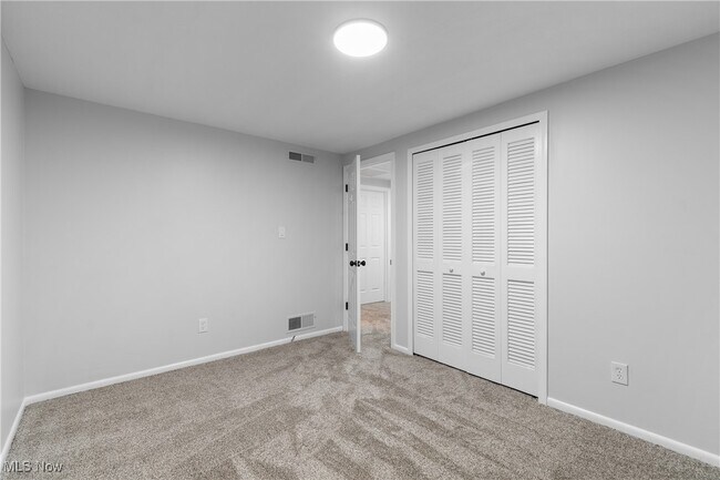 Building Photo - 16982 Bob White Cir