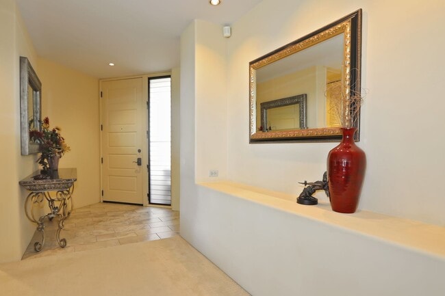 Building Photo - Furnished, 2 Bed/3 Bath Wailea Palms Residence Gated with Ocean Views