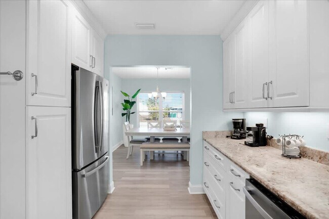 Building Photo - 115 Leland St SE