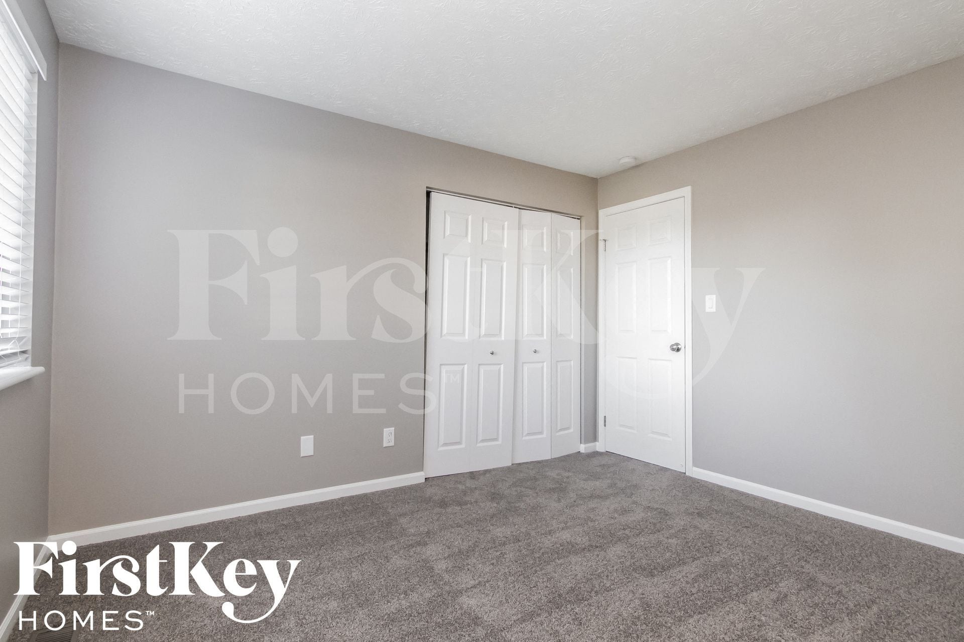 Building Photo - 7445 Glensford Dr