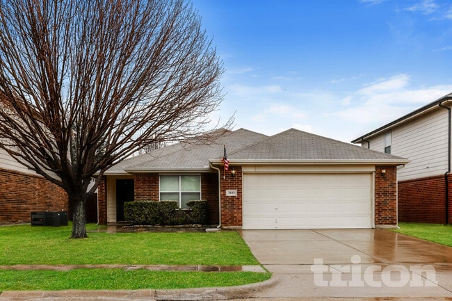 Building Photo - 4845 Leaf Hollow Dr