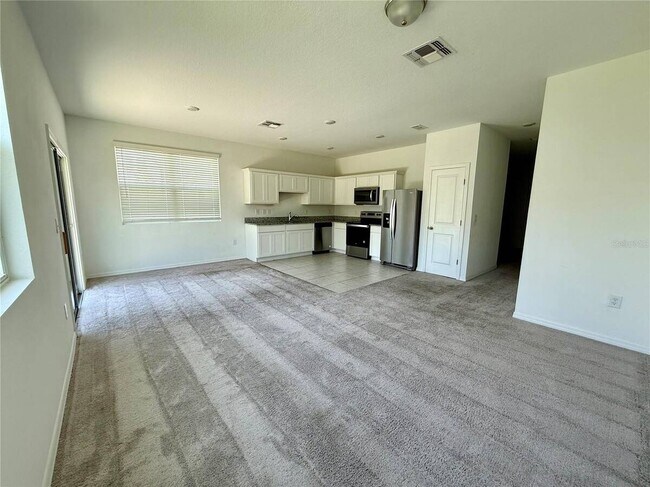 Building Photo - 476 Madison Dr