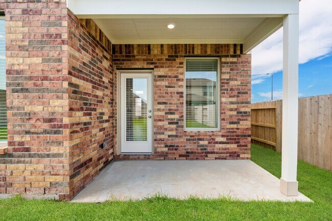 Building Photo - 27219 Henley Rdg Dr