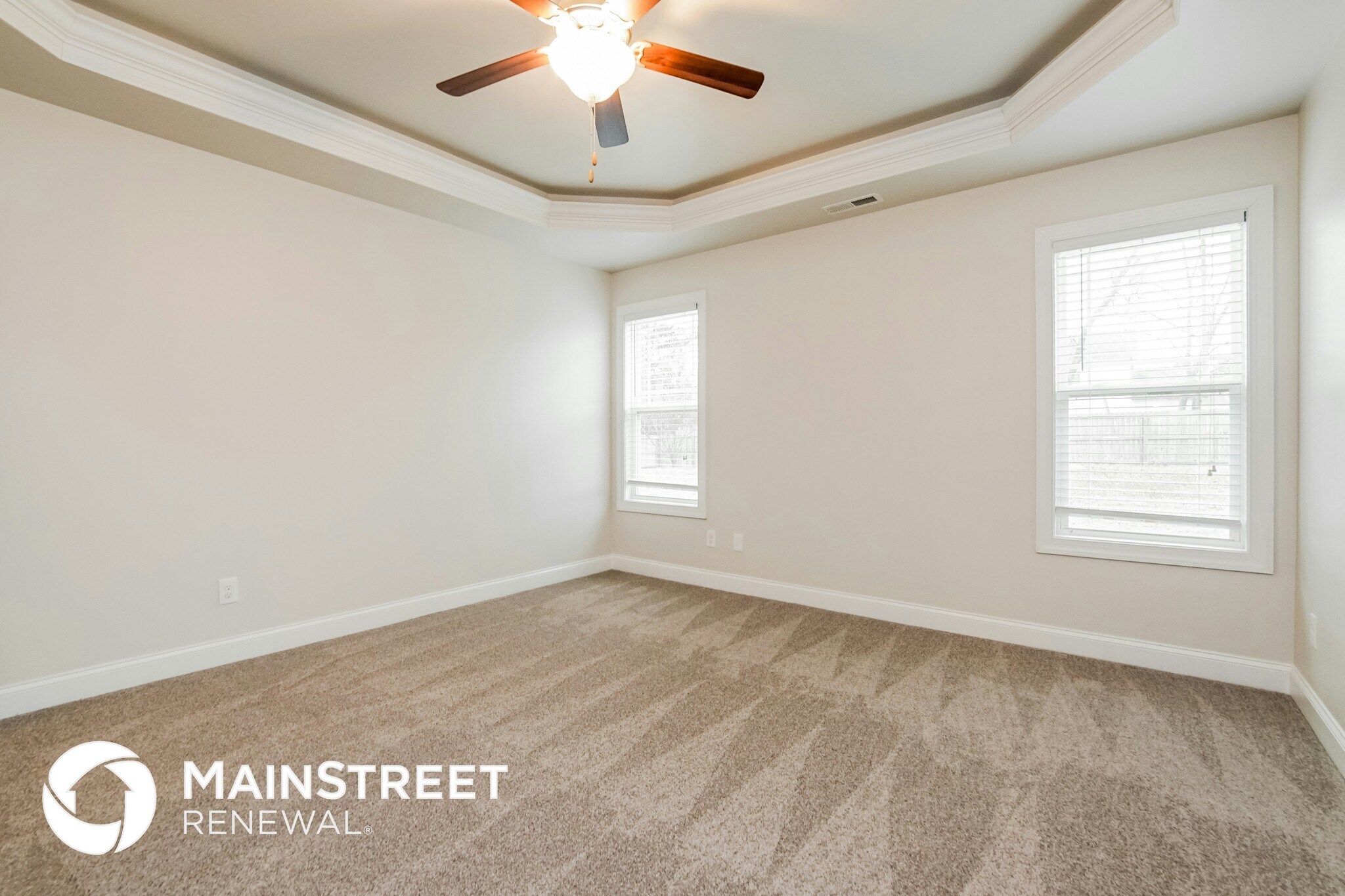 Building Photo - 140 Telesto Cir