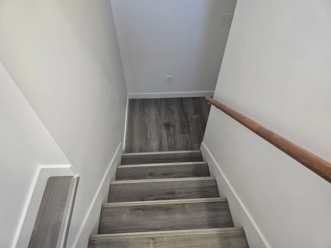 Building Photo - Check out this Beautiful 4 bedroom 2 Bathroom Home in West Valley Ut!!