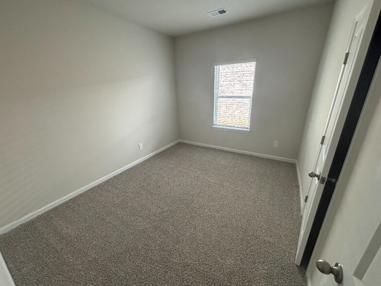 Building Photo - 29343 Satilla Cir