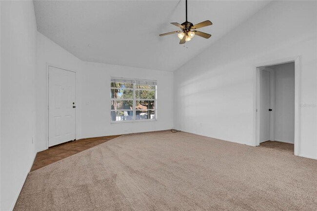 Building Photo - 3651 N Goldenrod Rd