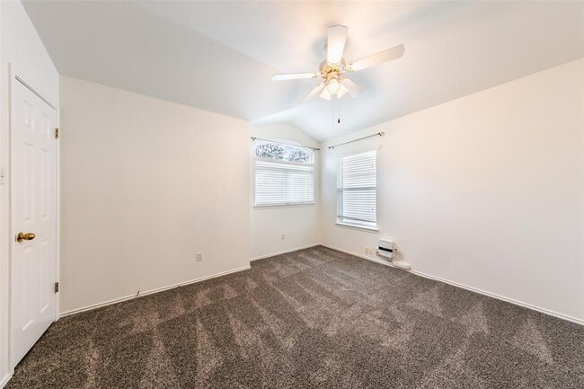 Building Photo - 7417 Peabody Dr
