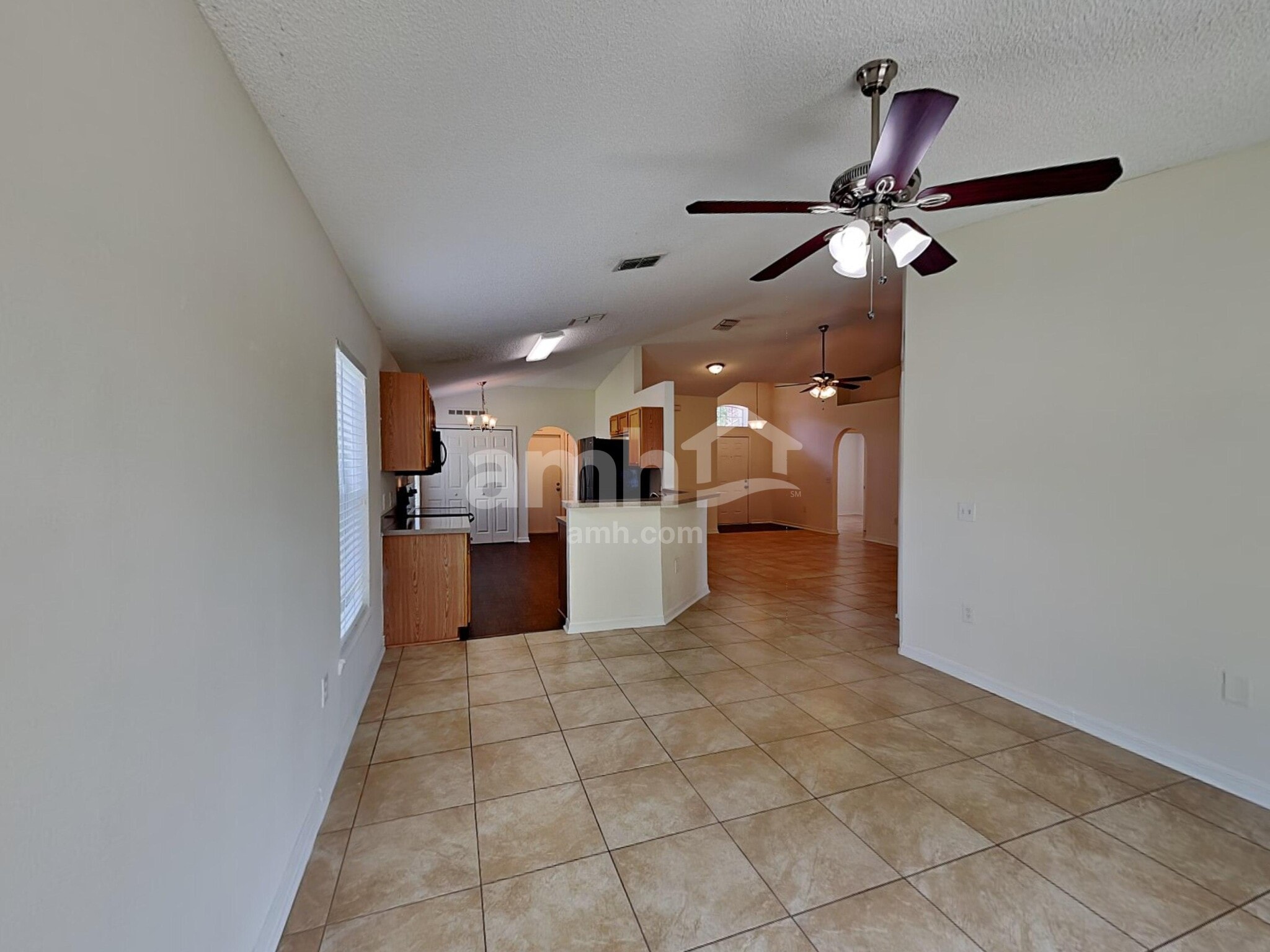 Building Photo - 2201 Pierce Arrow Dr
