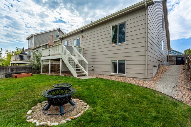 Building Photo - 15955 Golden Eye Ct