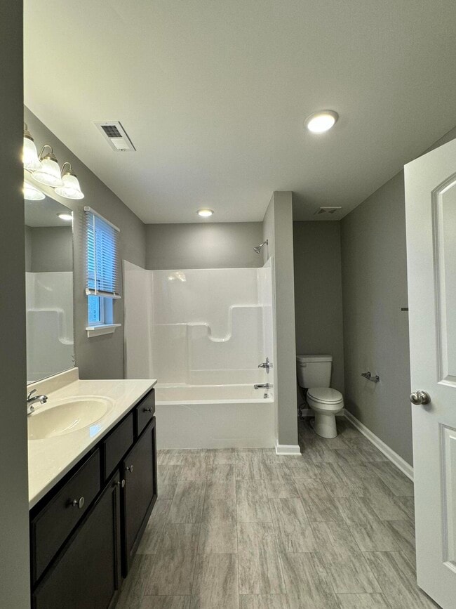 Building Photo - 401 Skaggs Blvd