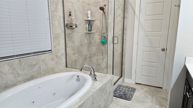 Building Photo - 18218 Bluebird Br Ln