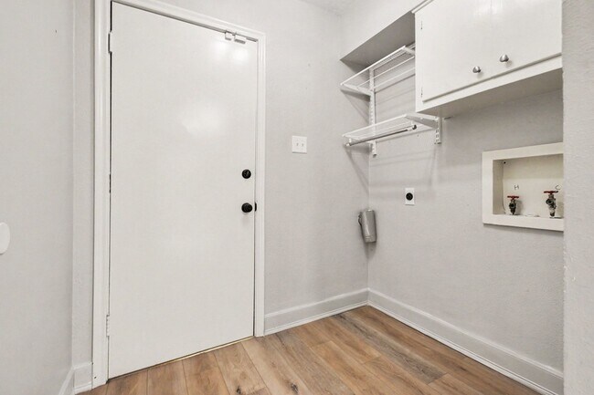 Building Photo - 13216 Meandering Way