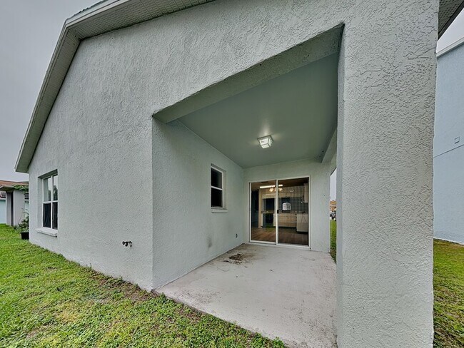 Building Photo - 8904 Bridgeford Oaks Dr