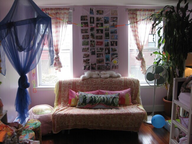second floor rear bedroom - 1310 Ellsworth St