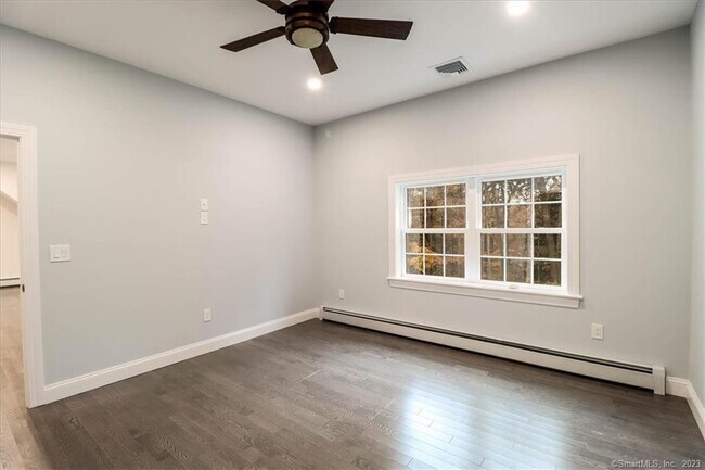 Building Photo - 29 CT-55