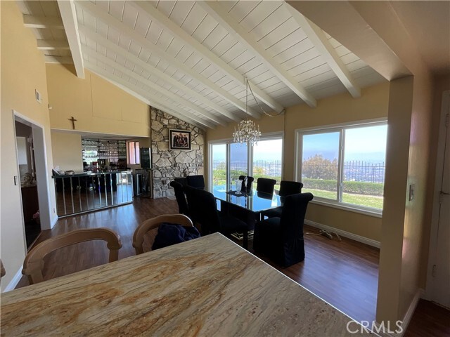 Building Photo - 3160 Crownview Dr