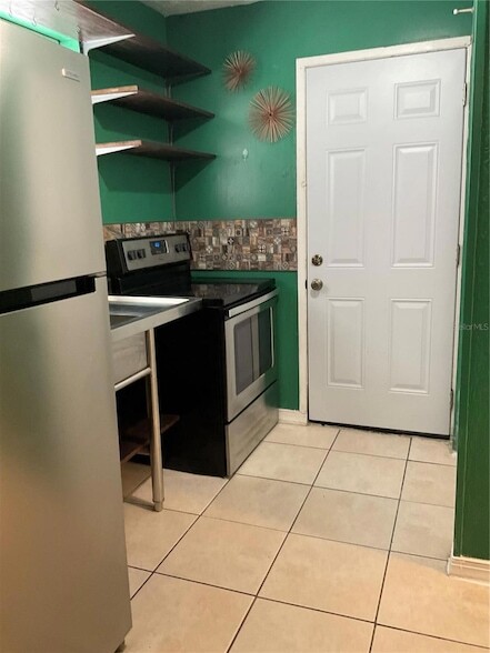 Building Photo - 1513 W Rio Vista Ave