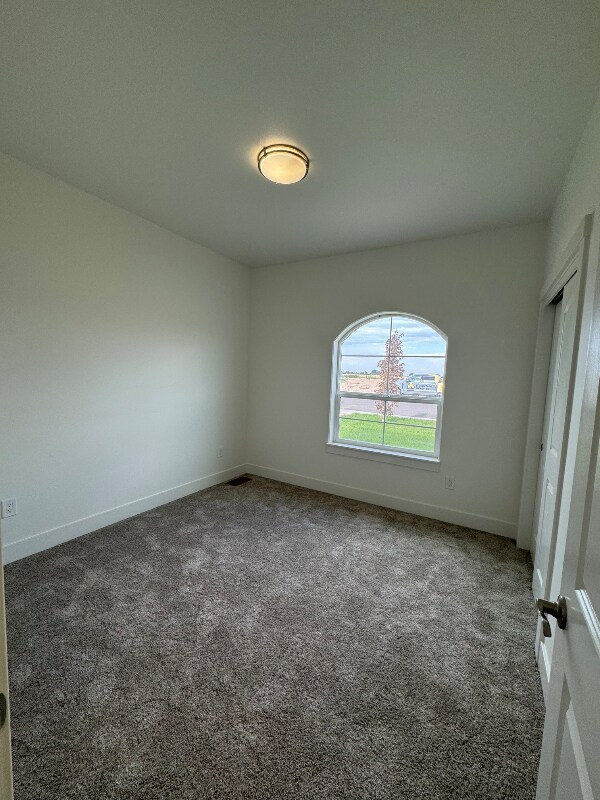Building Photo - 2430 Lotus Ave