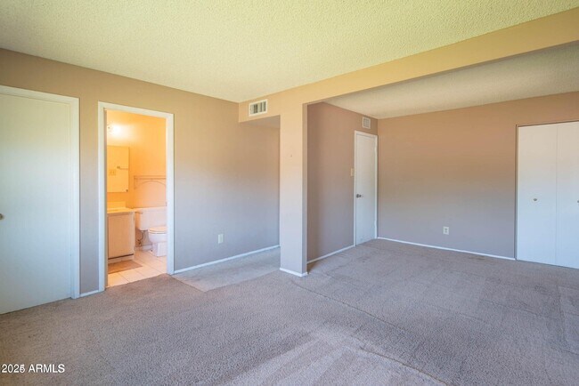 Building Photo - 5210 W Monte Cristo Ave
