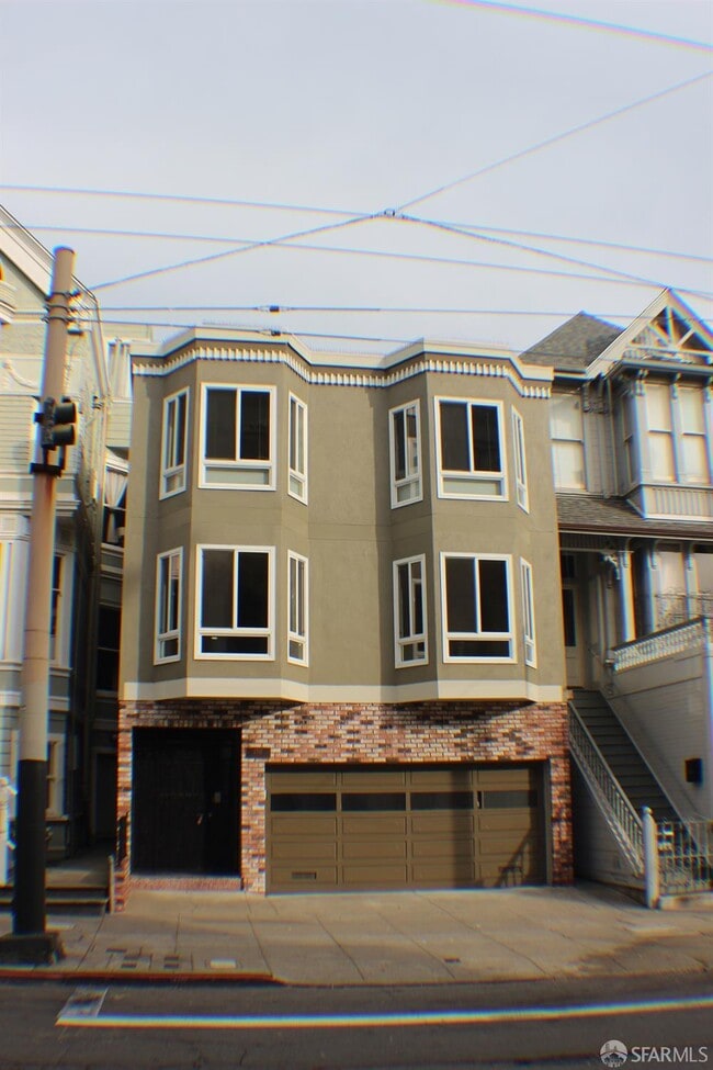 Building Photo - 2512 Fillmore St