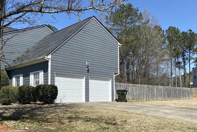 Building Photo - 2860 Golden Club Bend