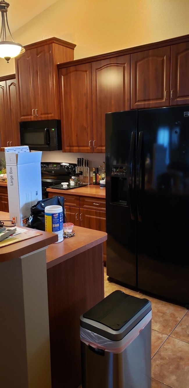 Building Photo - 2619 NW 1st St