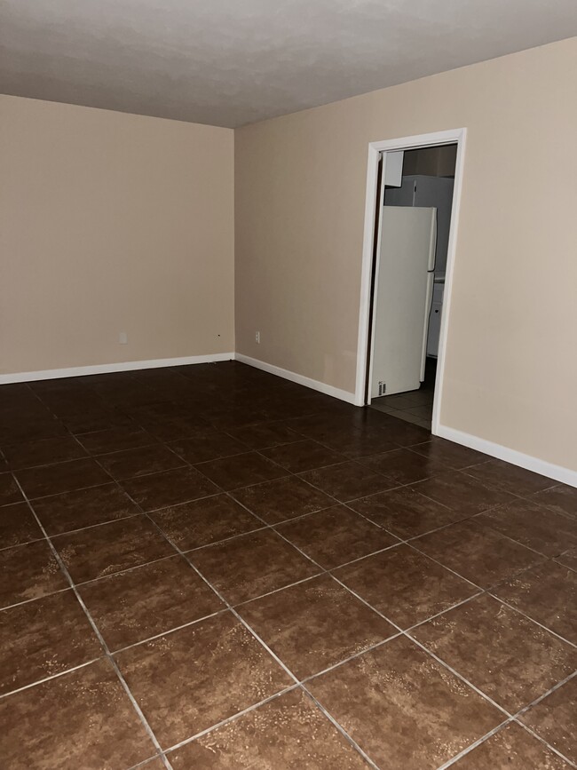 Front living room - 3653 W Berridge Ln