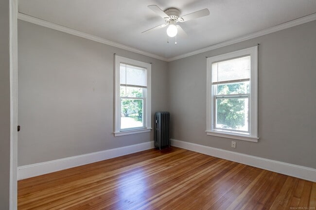 Building Photo - 207 Divinity St