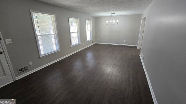 Building Photo - 4270 E Hamill Dr