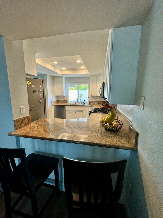 Building Photo - 10692 Braverman Dr