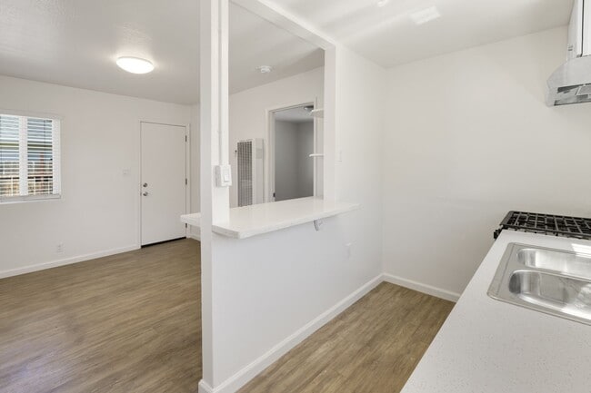Building Photo - 4822 8th St
