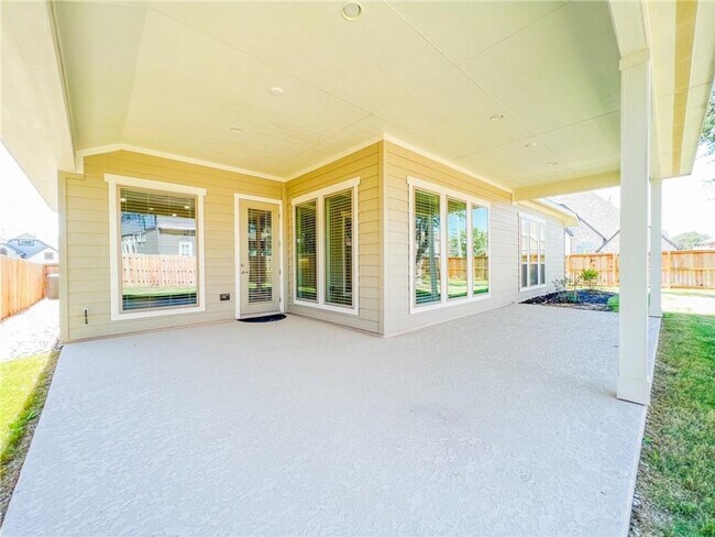 Building Photo - Stunning 4/BR 3.5/BA Home for Rent in Lean...