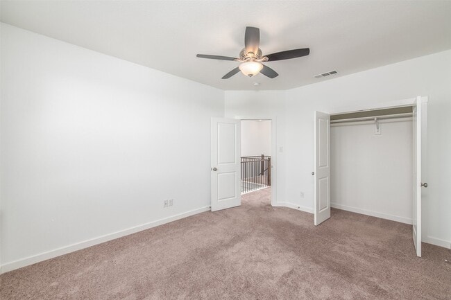 Building Photo - 6520 Northern Dancer Dr