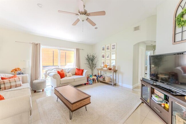 Building Photo - 1334 NW 125th Terrace