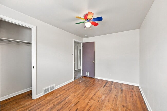 Building Photo - $1,495.95 - 2 Bed, 1 Bath Newly Renovated Duplex Unit!