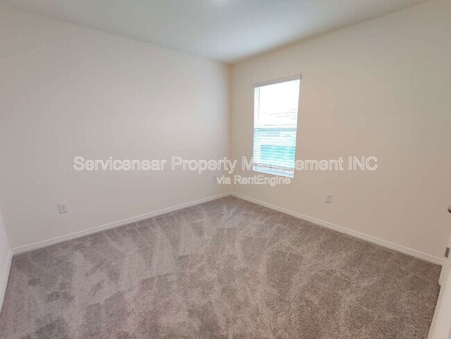 Building Photo - 32614 Canyonlands Dr